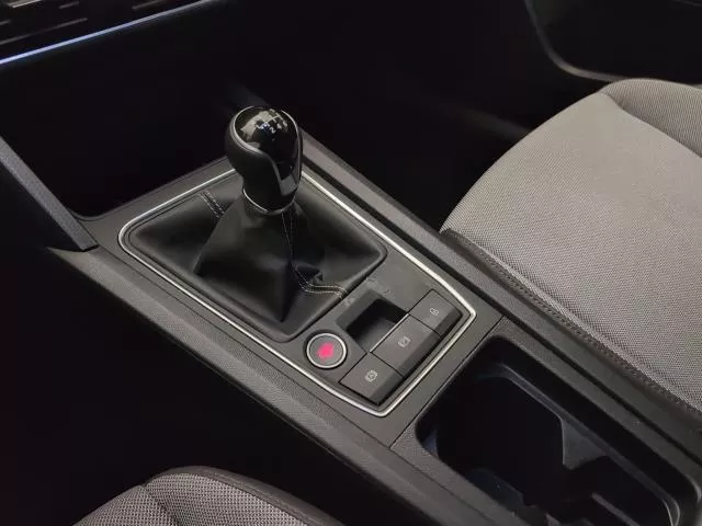 SEAT León 1.5 TSI Style 25 Aniversario 85 kW (115 CV) de segunda mano