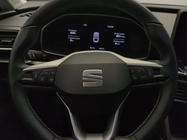 SEAT León 1.5 TSI Style 25 Aniversario 85 kW (115 CV) de segunda mano