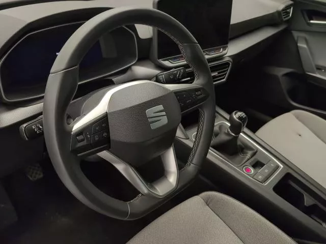 SEAT León 1.5 TSI S&S Style 25 Aniversario 85 kW (116 CV) de segunda mano