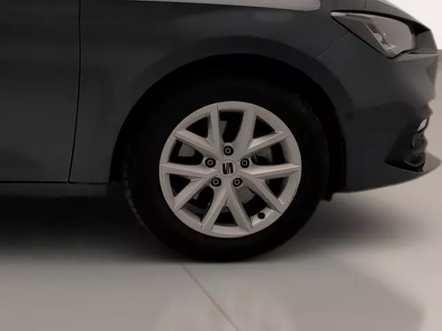 SEAT León 1.5 TSI S&S Style 25 Aniversario 85 kW (116 CV) de segunda mano