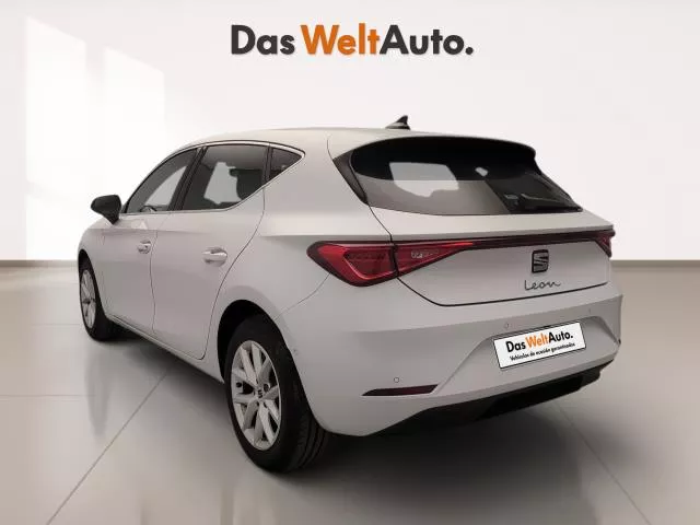 SEAT León 1.5 eTSI Style 25 Aniversario DSG 85 kW (116 CV) de segunda mano