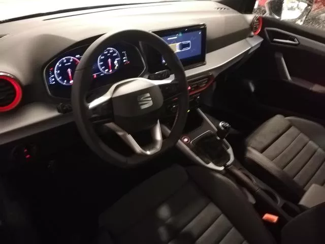 SEAT Arona 1.0 TSI S&S FR 81 kW (110 CV) de segunda mano