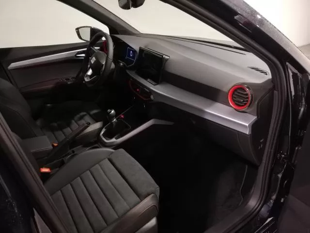 SEAT Arona 1.0 TSI S&S FR 81 kW (110 CV) de segunda mano