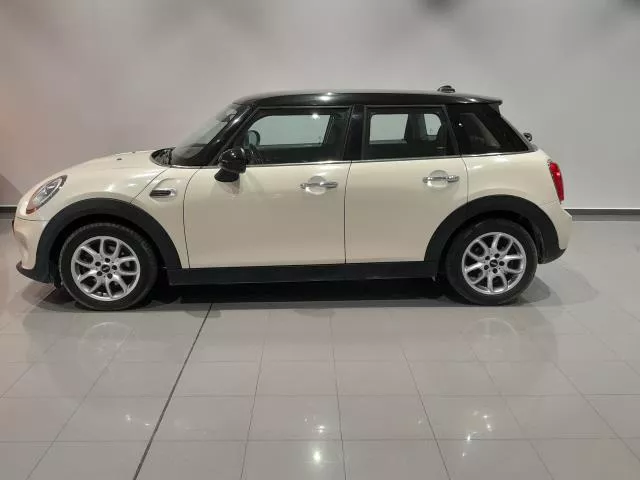 MINI 5 Puertas Cooper D 85 kW (116 CV) de segunda mano