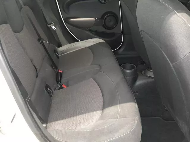 MINI 5 Puertas Cooper D 85 kW (116 CV) de segunda mano