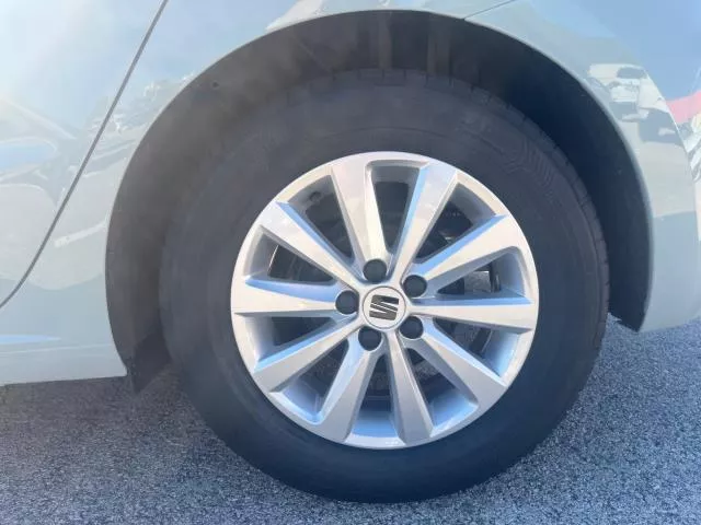 SEAT Ibiza 1.0 MPI S&S Ibiza+ 59 kW (80 CV) de segunda mano