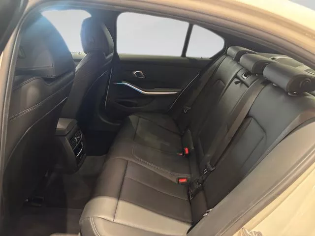 BMW Serie 3 320d 140 kW (190 CV) de segunda mano