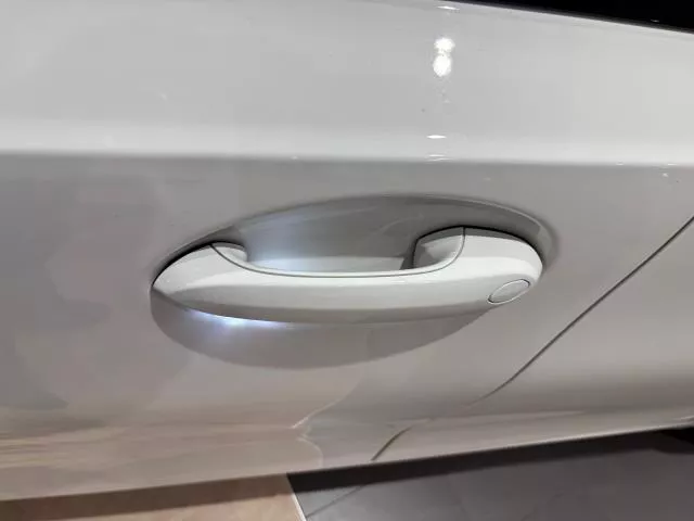 BMW Serie 3 320d 140 kW (190 CV) de segunda mano