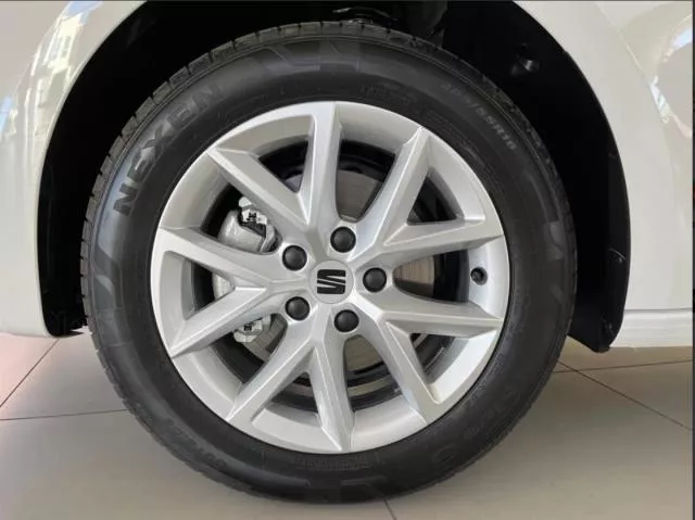 SEAT León 1.5 TSI S&S Style 25 Aniversario 85 kW (116 CV) de segunda mano