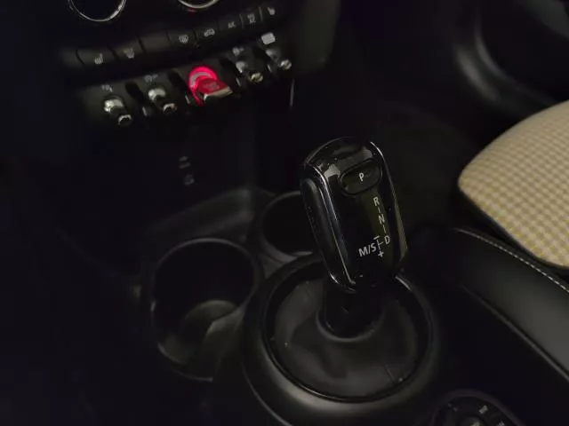 MINI Cabrio 100 kW (136 CV) de segunda mano