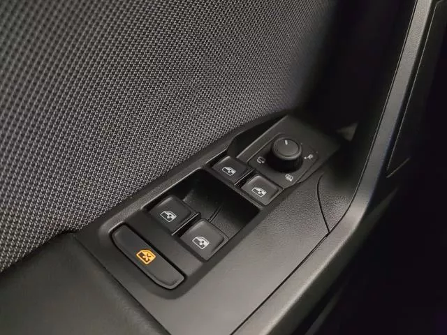 SEAT León 2.0 TDI Style XS 85 kW (115 CV) de segunda mano