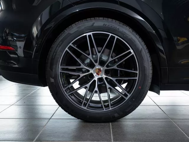 Porsche Cayenne E-Hybrid Black Edition 346 kW (470 CV) de segunda mano