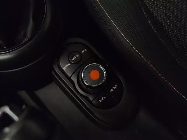 MINI Cooper D 85 kW (116 CV) de segunda mano