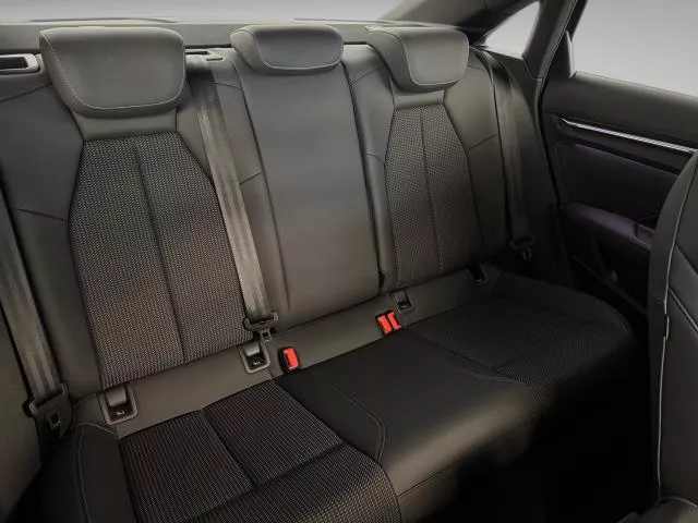 Audi A3 S line 35 TDI 110 kW (150 CV) S tronic de segunda mano