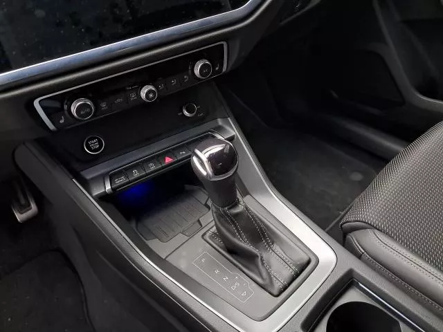 Audi Q3 Black line 35 TDI 110 kW (150 CV) S tronic de segunda mano