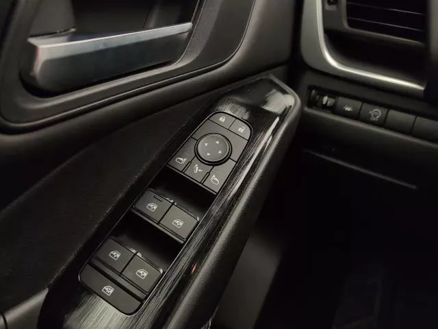 Nissan Qashqai DIG-T 140 mHEV Acenta 4×2 103 kW (140 CV) de segunda mano