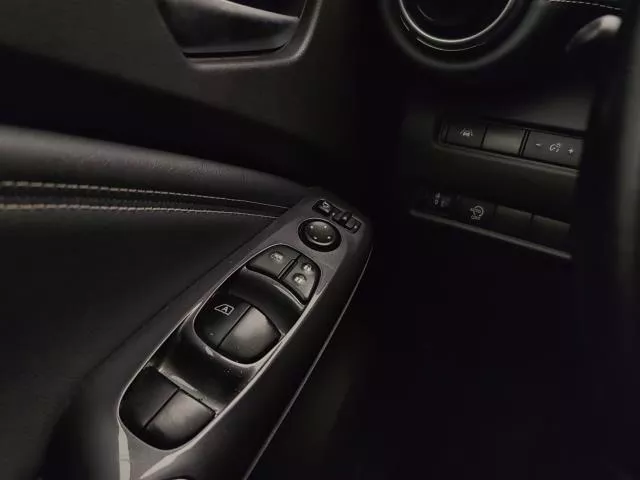 Nissan Juke DIG-T N-Connecta 4×2 DCT 84 kW (114 CV) de segunda mano