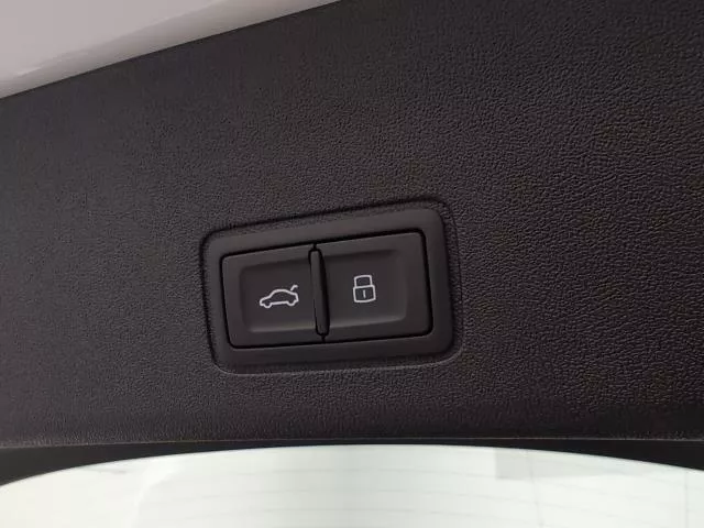 Audi Q3 Advanced e-hybrid 200 kW (272 CV) de segunda mano