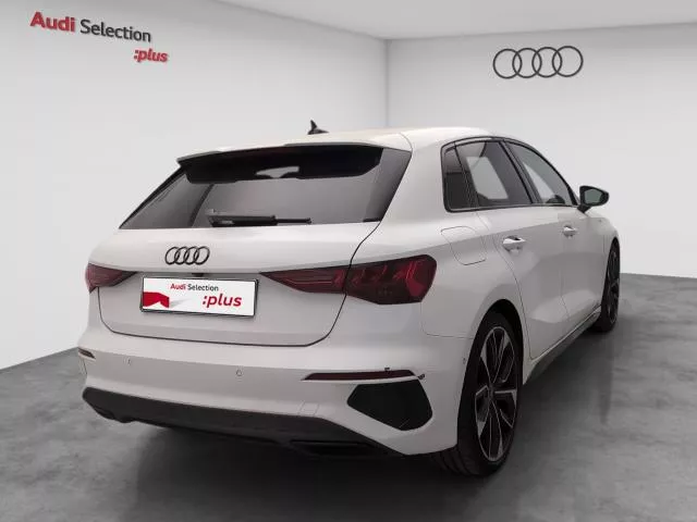 Audi A3 Black line edition 35 TFSI 110 kW (150 CV) S tronic de segunda mano