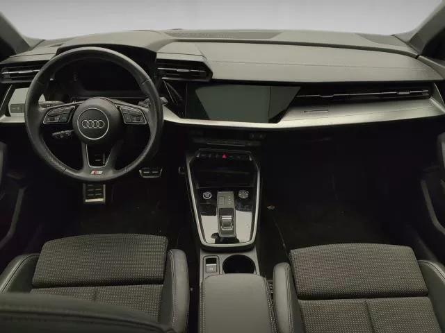 Audi A3 Black line edition 35 TFSI 110 kW (150 CV) S tronic de segunda mano