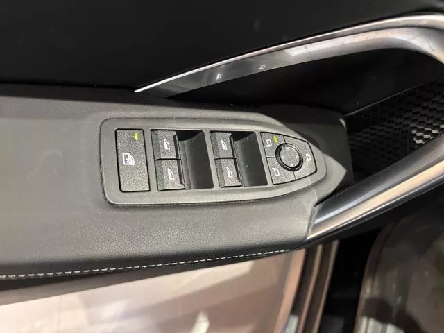 BMW iX1 eDrive20 150 kW (204 CV) de segunda mano