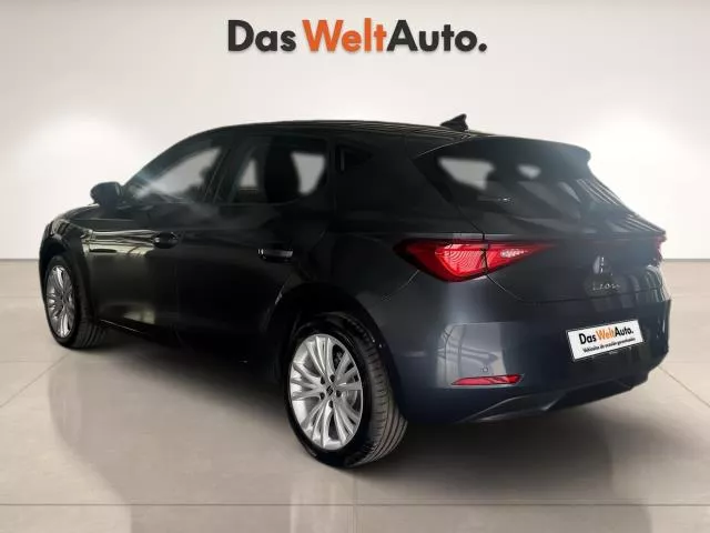 SEAT León 1.5 TSI S&S Style 25 Aniversario 85 kW (116 CV) de segunda mano