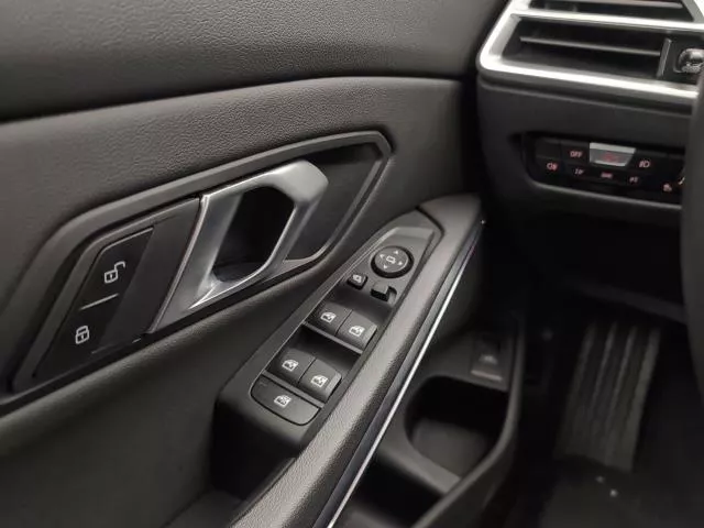 BMW Serie 3 320d Touring 140 kW (190 CV) de segunda mano
