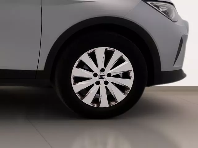 SEAT Arona 1.0 TSI Style Plus 81 kW (110 CV) de segunda mano