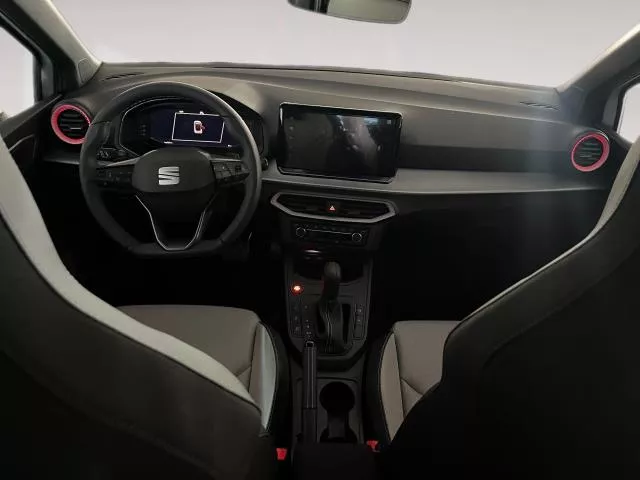 SEAT Arona 1.0 TSI S&S FR Plus DSG 81 kW (110 CV) de segunda mano