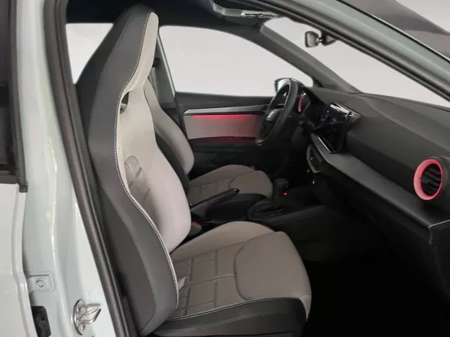 SEAT Arona 1.0 TSI S&S FR Plus DSG 81 kW (110 CV) de segunda mano