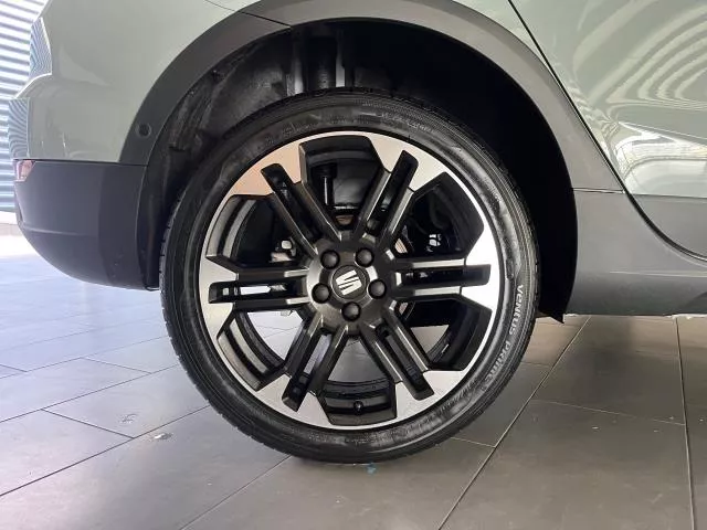 SEAT Arona 1.0 TSI S&S FR Plus DSG 81 kW (110 CV) de segunda mano