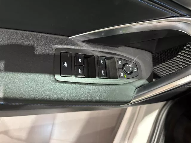 BMW iX1 eDrive20 150 kW (204 CV) de segunda mano