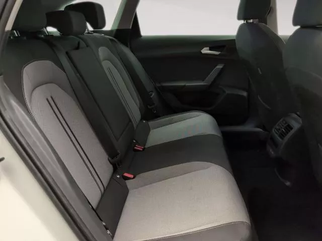 SEAT León 1.5 TSI Style 25 Aniversario 85 kW (115 CV) de segunda mano