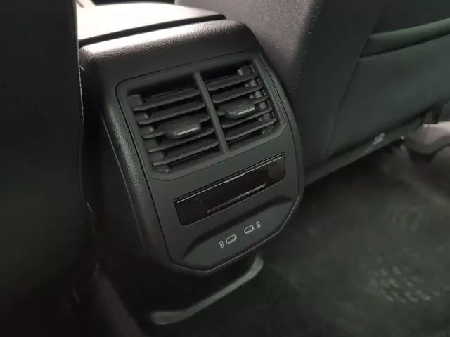 SEAT León 1.5 TSI S&S Style 25 Aniversario 85 kW (116 CV) de segunda mano