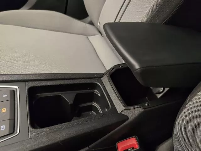 SEAT León 1.5 TSI S&S Style 25 Aniversario 85 kW (116 CV) de segunda mano