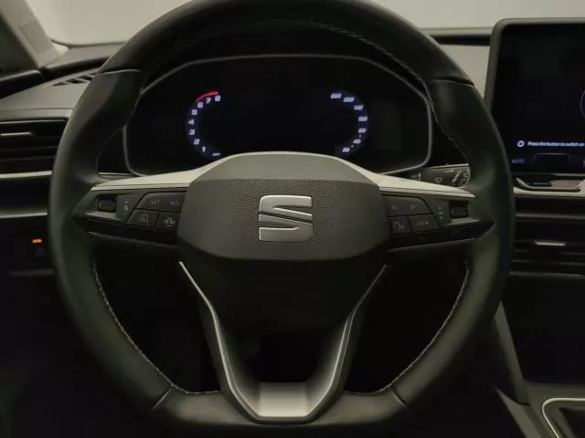 SEAT León 1.5 TSI S&S Style 25 Aniversario 85 kW (116 CV) de segunda mano