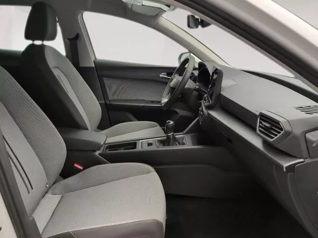 SEAT León 1.5 TSI S&S Style 25 Aniversario 85 kW (116 CV) de segunda mano