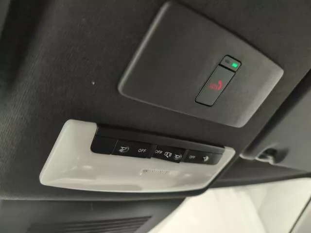 Nissan Juke DIG-T N-Connecta 4×2 DCT 84 kW (114 CV) de segunda mano