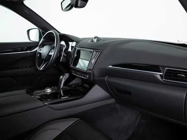 Maserati Levante GT L4 Hybrid-Gasolina AWD 243 kW (330 CV) de segunda mano