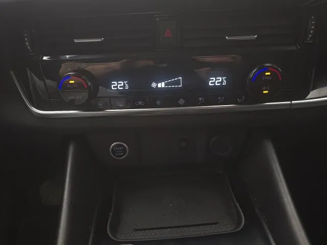 Nissan Qashqai DIG-T 158 mHEV N-Connecta Xtronic 116 kW (158 CV) de segunda mano