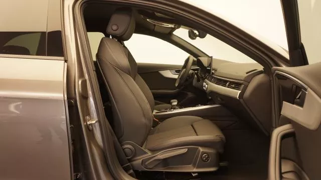 Audi A4 Black line 35 TDI 120 kW (163 CV) S tronic de segunda mano