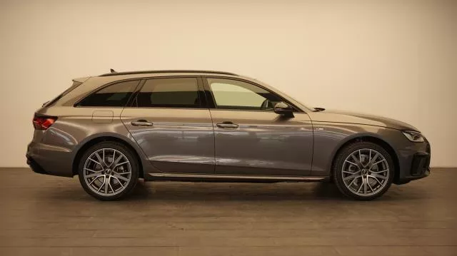 Audi A4 Black line 35 TDI 120 kW (163 CV) S tronic de segunda mano