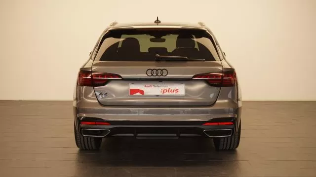 Audi A4 Black line 35 TDI 120 kW (163 CV) S tronic de segunda mano