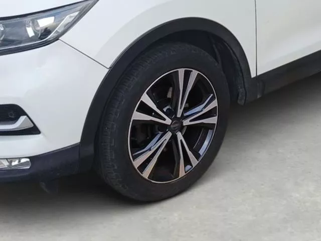 Nissan Qashqai DIG-T 140 N-Connecta 103 kW (140 CV) de segunda mano