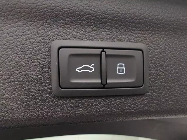 Audi Q3 Black line 35 TDI 110 kW (150 CV) S tronic de segunda mano