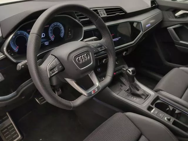 Audi Q3 Black line 35 TDI 110 kW (150 CV) S tronic de segunda mano