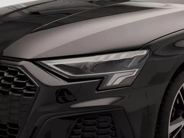 Audi A3 Black line 30 TDI 85 kW (116 CV) S tronic de segunda mano
