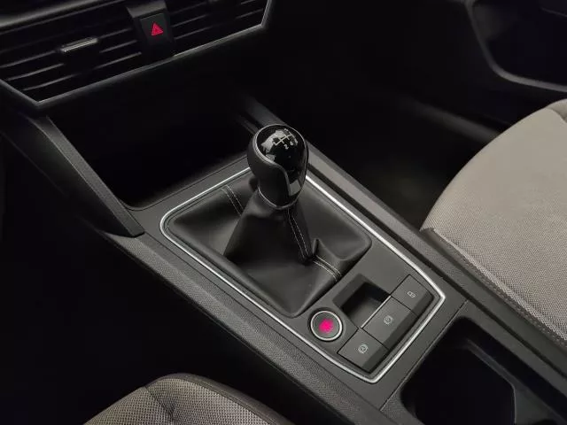 SEAT León 2.0 TDI S&S Style XL 85 kW (116 CV) de segunda mano