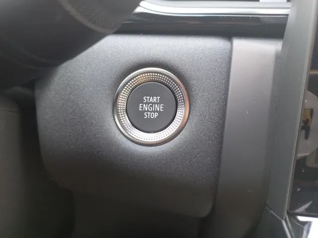 Mitsubishi Grandis 130T MHEV Kaiteki 103 kW (140 CV) de segunda mano