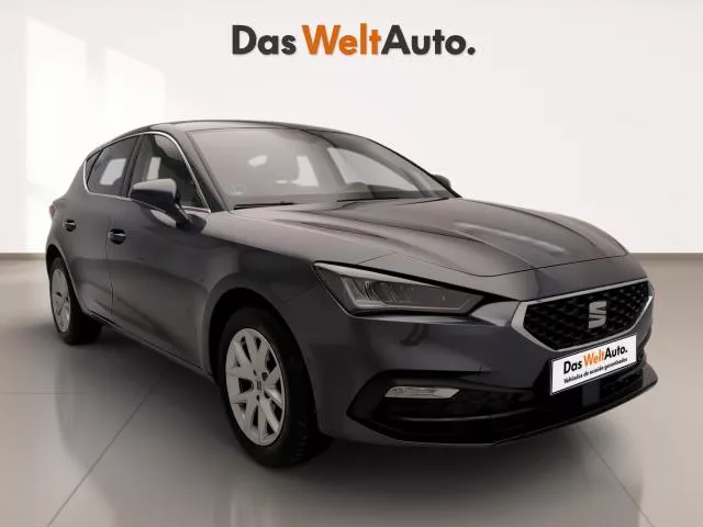 SEAT León 1.5 TSI S&S Style 25 Aniversario 85 kW (116 CV) de segunda mano